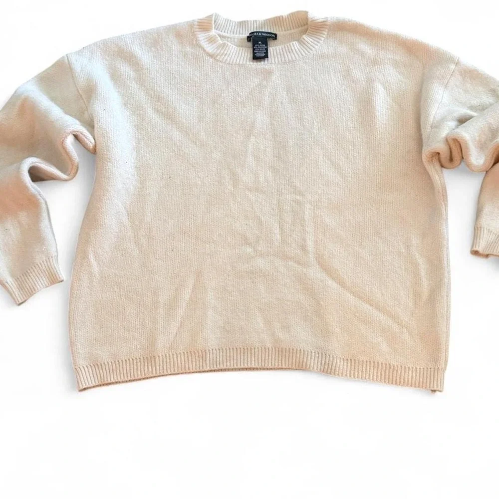 Chelsea & Theodore Ivory Oversized Crewneck Sweater XL Minimalist Neutral